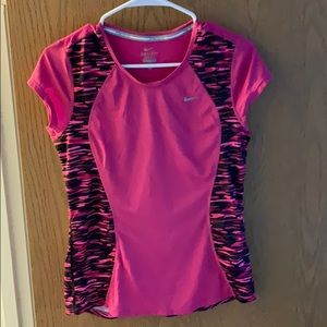 Pink/camouflage dry fit tshirt